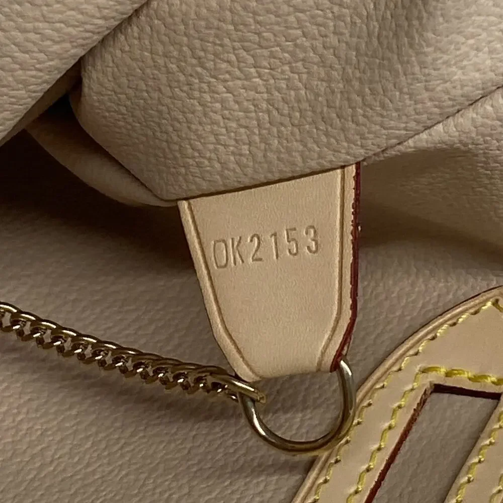 Louis Vuitton Bucket GM Monogram Shoulder Bag M42236